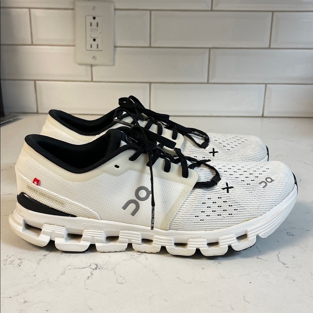 On Running Men's | Cloud X 4 Ivory & Black Athletic Shoes Size 9.5 - Picture 11 of 17